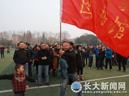 健康長大 長江大學(xué)2018年迎新健康跑快樂開跑